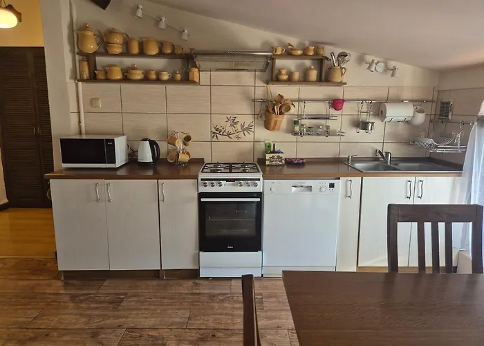 Mieszkanie 100 M Dla 4- 8 Osób * Poznań